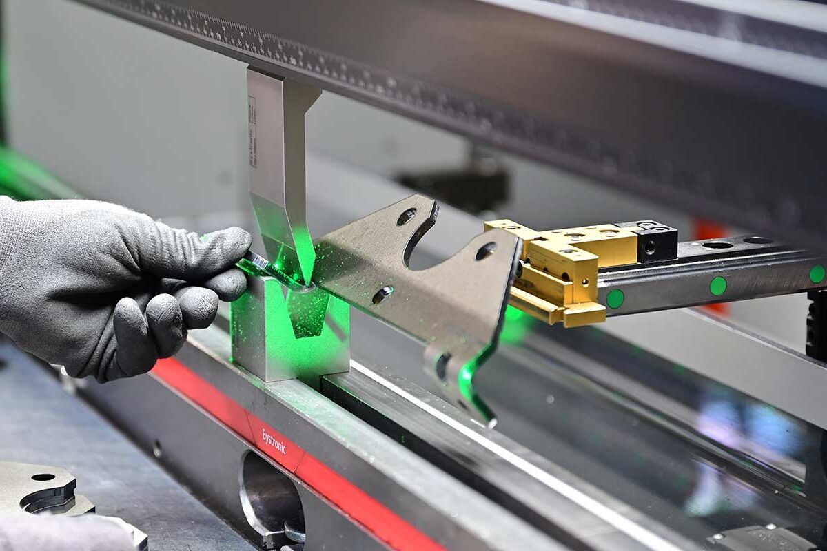 Blechbearbeitung-header