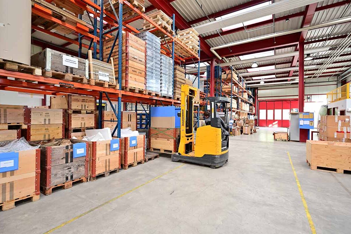 Blechbearbeitung-header-gespiegelt-new Blechbearbeitung-header-gespiegelt-new